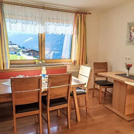 公寓 Alpenblick By Interhome